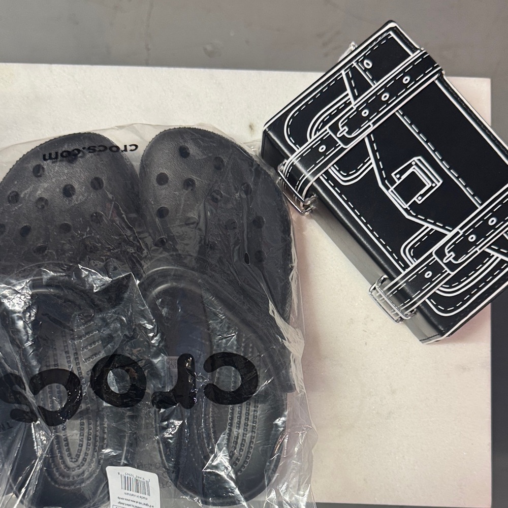 CROCS women’s  Black Sandals